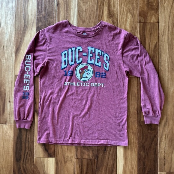Buc-ee’s 1982 Athletic Dept Burgandy long Sleeve Shirt size XL - Picture 1 of 4